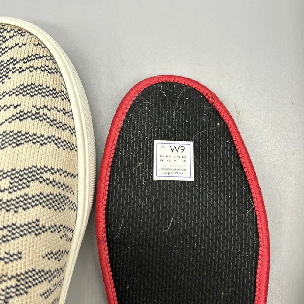 Rothys fun zebra